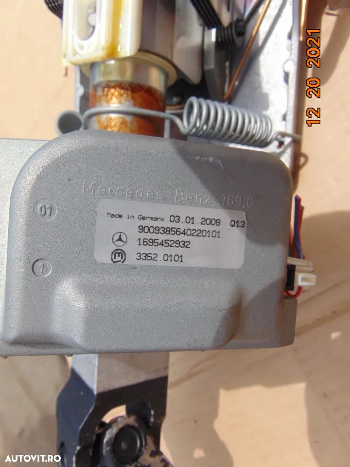 Blocator volan mercedes a class w169 w245 contact cu cheie dezmembrez w245 w169 - 2