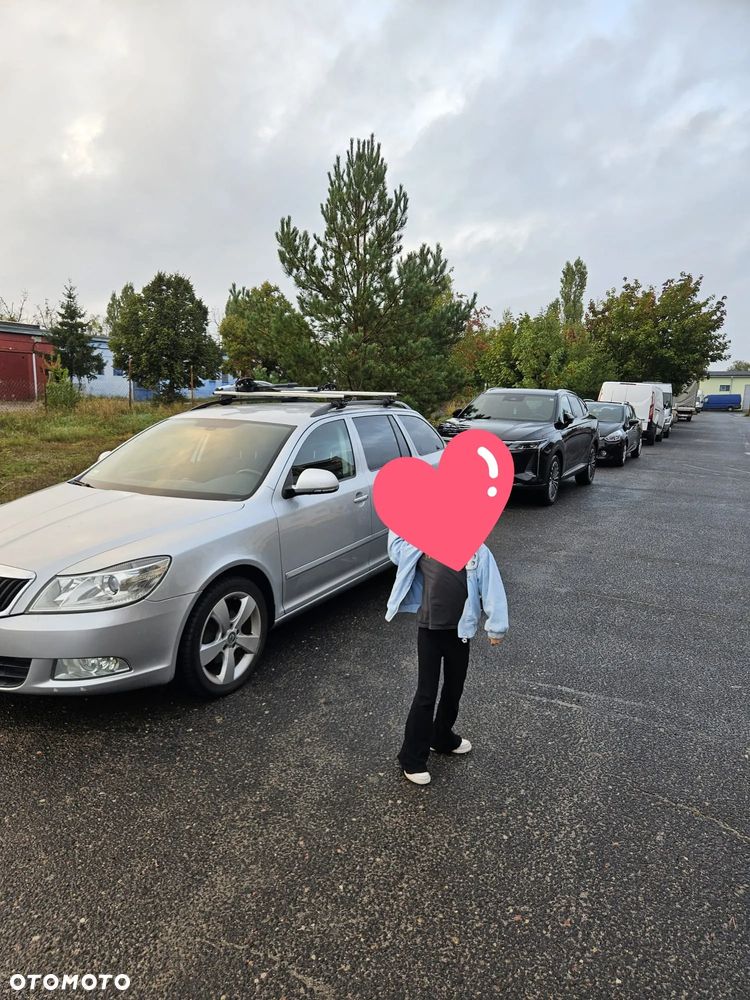 Skoda Octavia 2.0 TDI DPF Elegance - 13