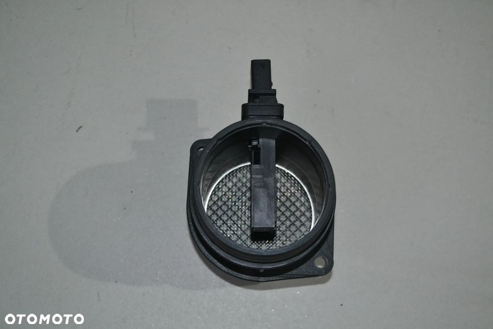 VW AUDI SEAT SKODA 1,9 2,0 TDI CR PRZEPŁYWOMIERZ MIERNIK MASY POWIETRZA 03G906461C 0281002735 - 2