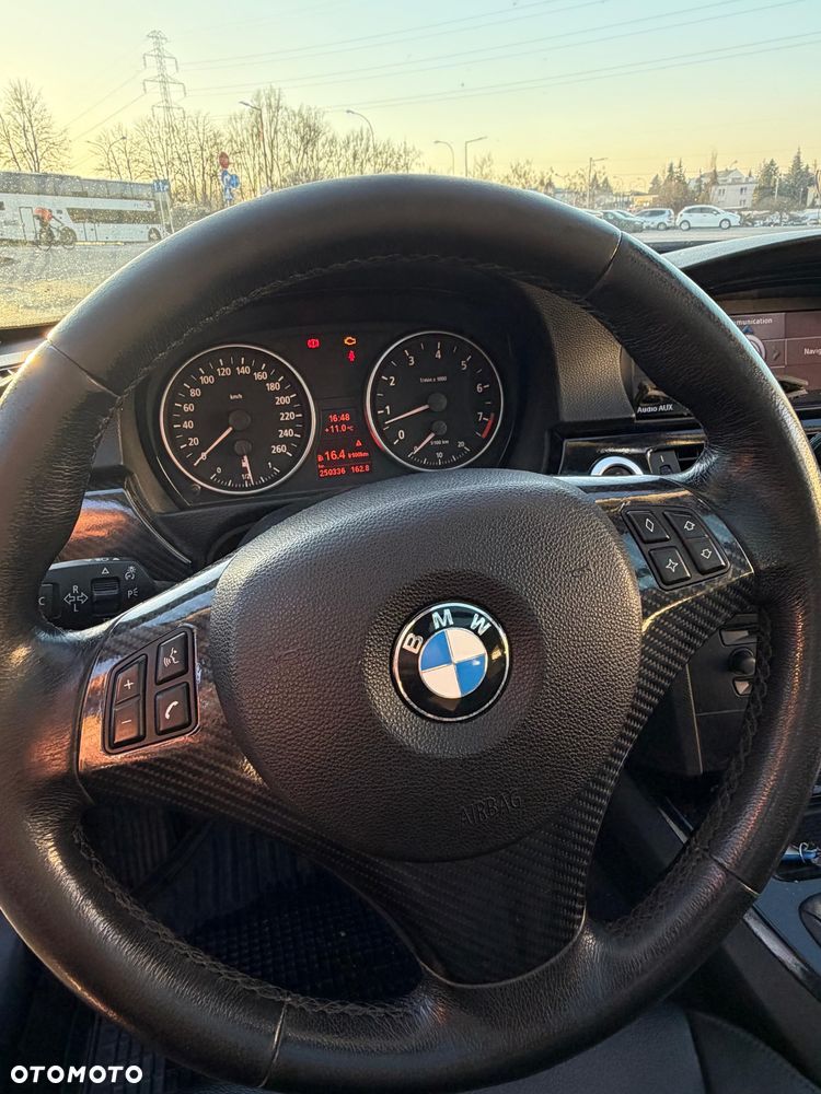 BMW Seria 3 325i - 15
