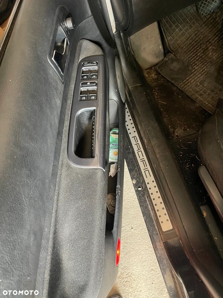 Volkswagen Golf - 4