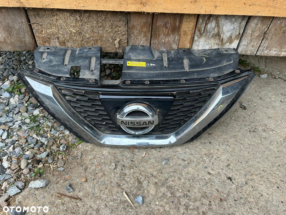 ORYGINALNA ATRAPA NISSAN QASHQAI LIFT 62310HV00A - 1