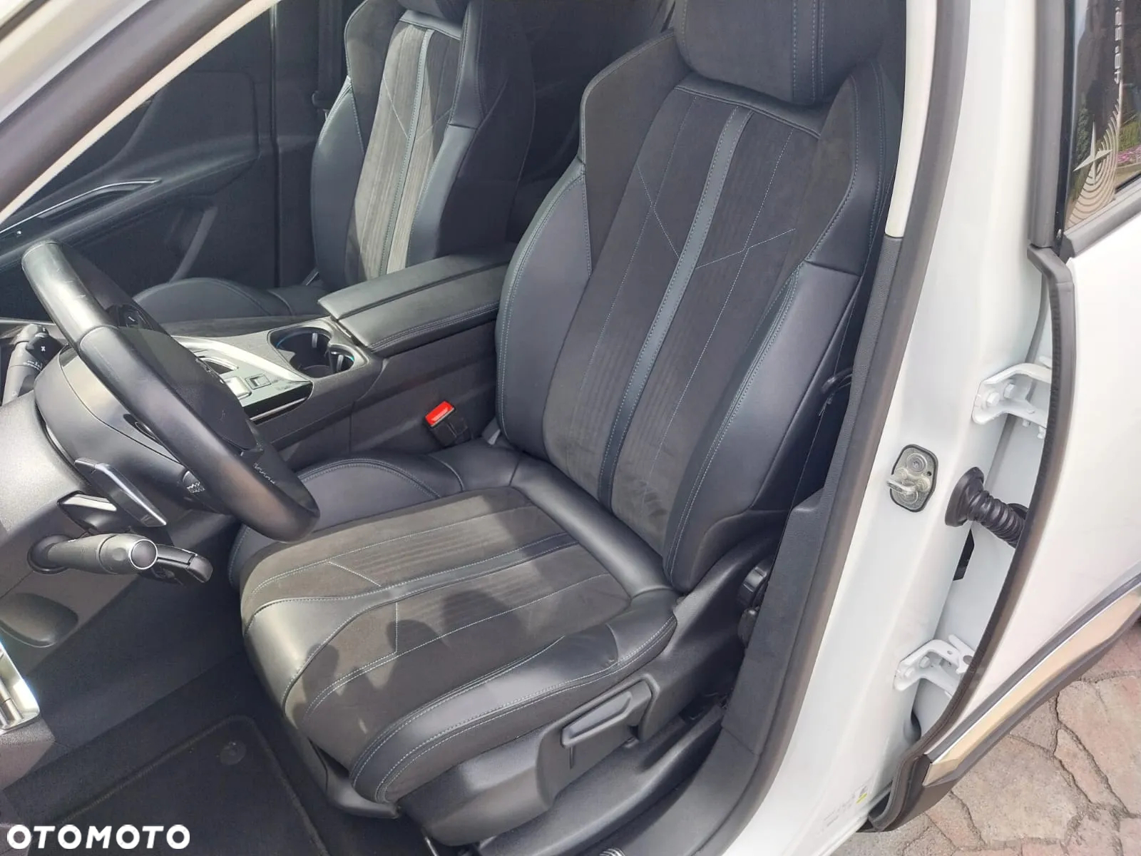 Peugeot 3008 1.5 BlueHDi Crossway S&S EAT8 - 26