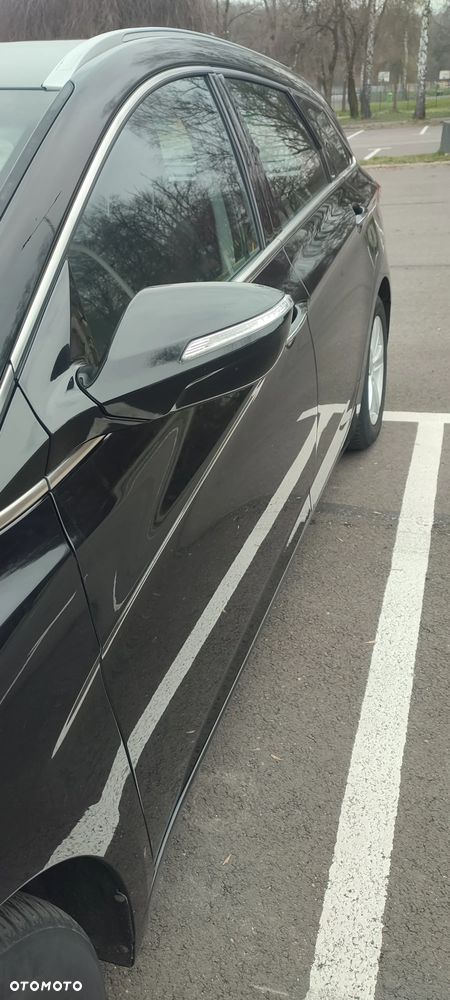 Hyundai i40 1.7 CRDi Comfort + - 7