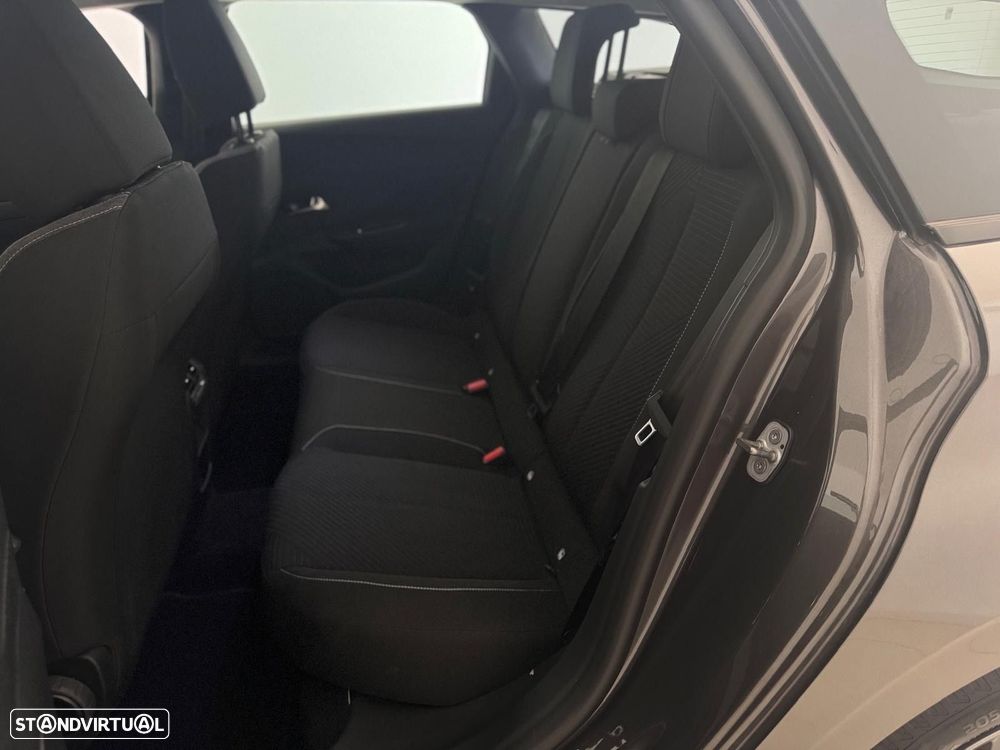 Peugeot 308 1.5 BlueHDi Allure Pack EAT8 - 18