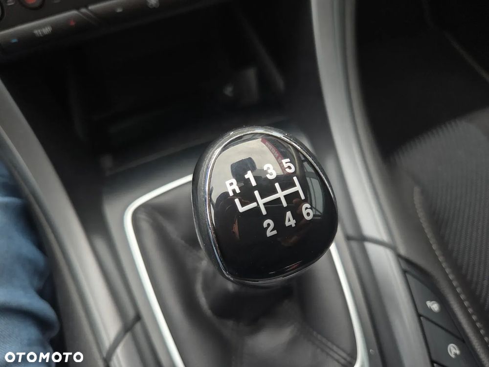 Ford Mondeo SW 1.5 EcoBoost S&S Titanium - 31