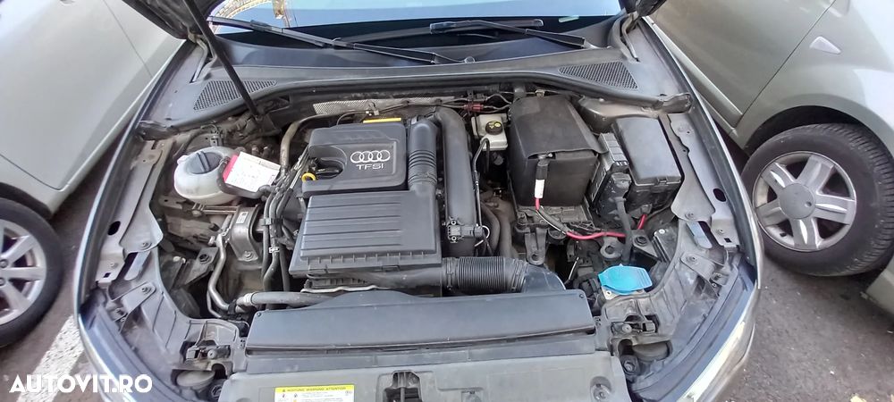 Audi A3 Sportback 1.4 TFSI S tronic Attraction - 4