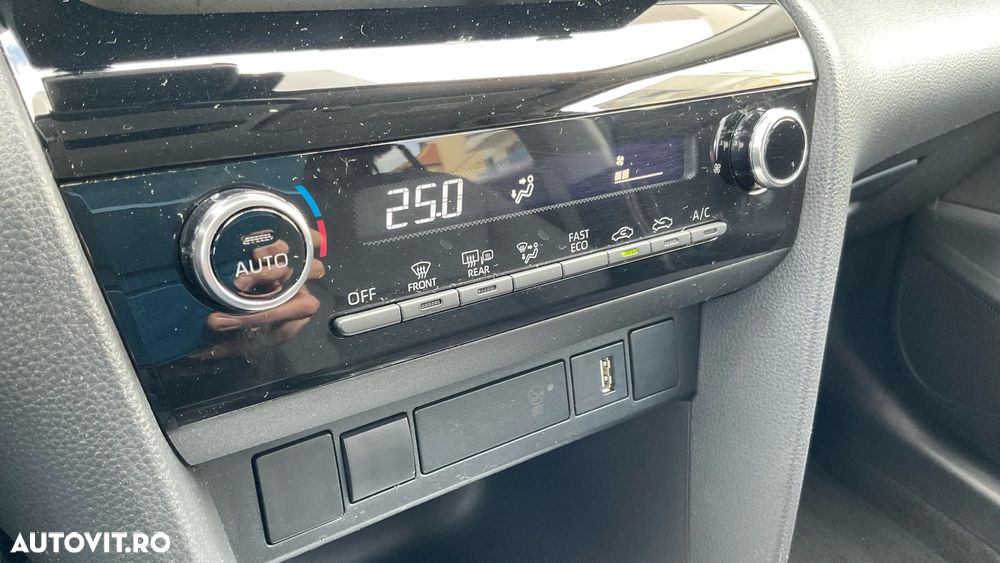 Toyota Yaris Cross 1.5 VVT-i HSD 4x2 Eco - 18