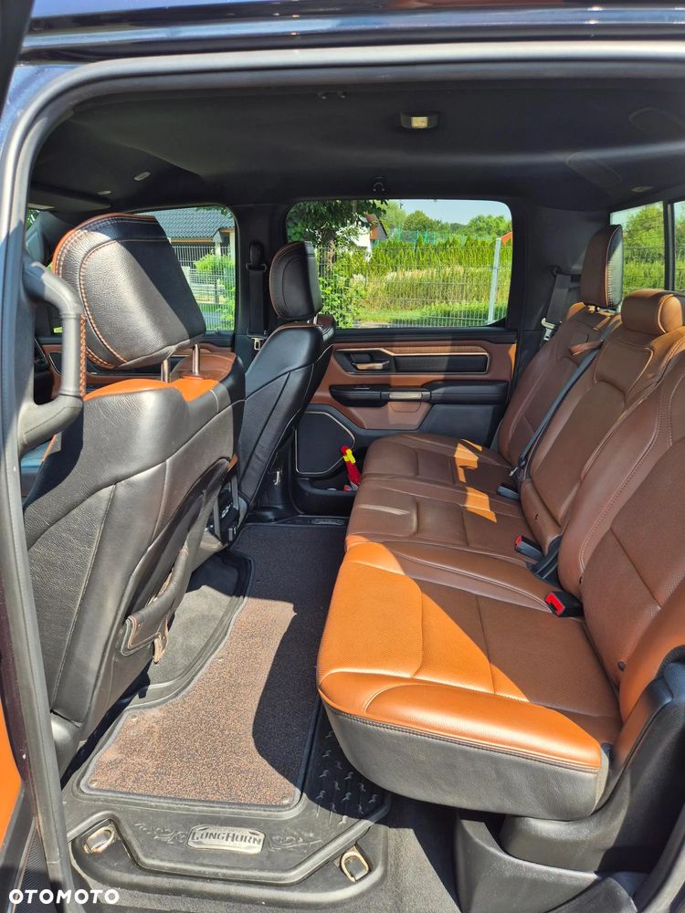 Dodge RAM 5.7 4x4 - 17