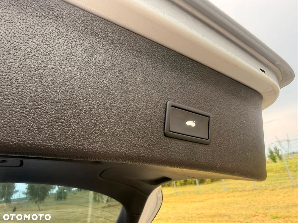 Audi A4 Avant 2.0 TDI Multitronic - 8