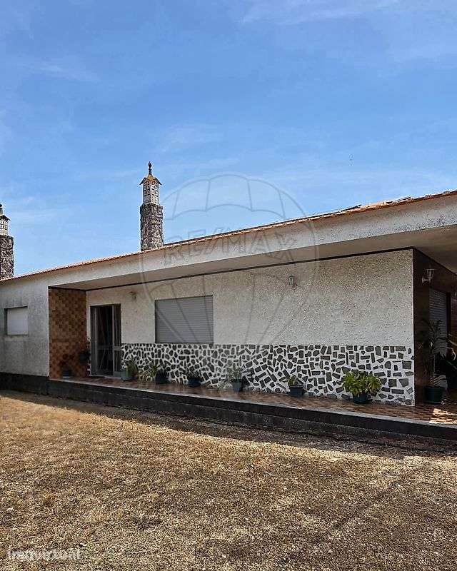 Moradia T3 para venda - Grande imagem: 2/4
