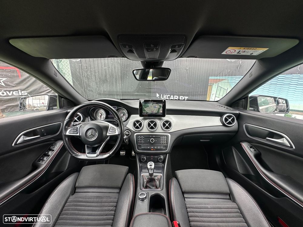 Mercedes-Benz CLA 180 d Shooting Brake AMG Line - 10