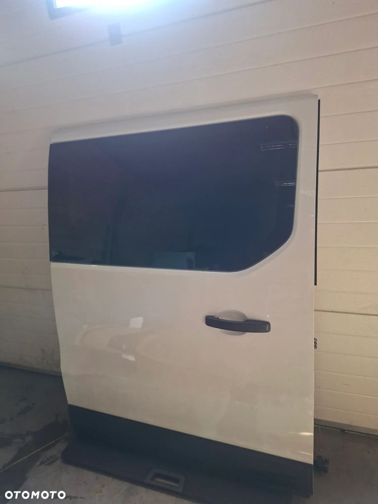 TRAFIC III VIVARO B RENAULT TRAFIC III 3 14-19 DRZWI TYŁ LEWE PRAWE Tylne klapa białe w kolor kompletne - 2