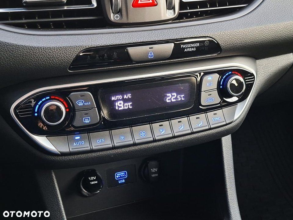 Hyundai i30 2022