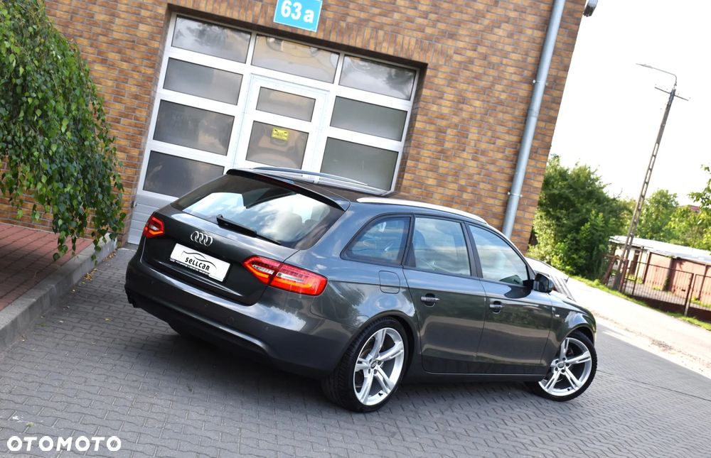 Audi A4 Avant 2.0 TDI DPF multitronic S line Sportpaket - 4