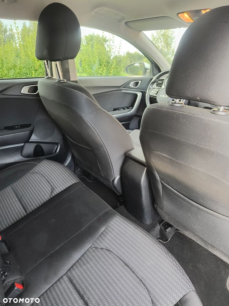 Kia Ceed 1.5 T-GDI L Business Line Plus DCT - 34