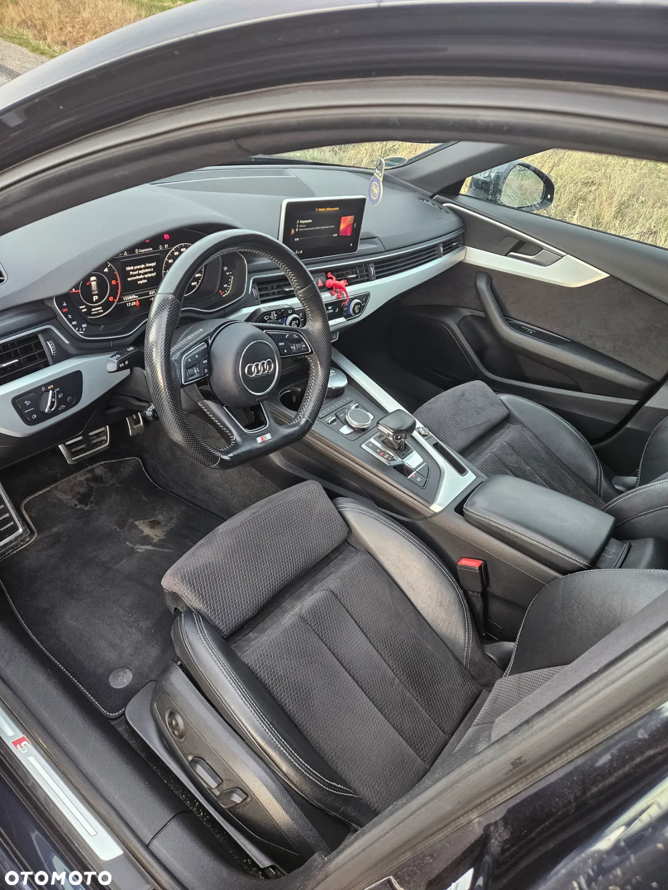 Audi A4 Avant 2.0 TDI S tronic - 5