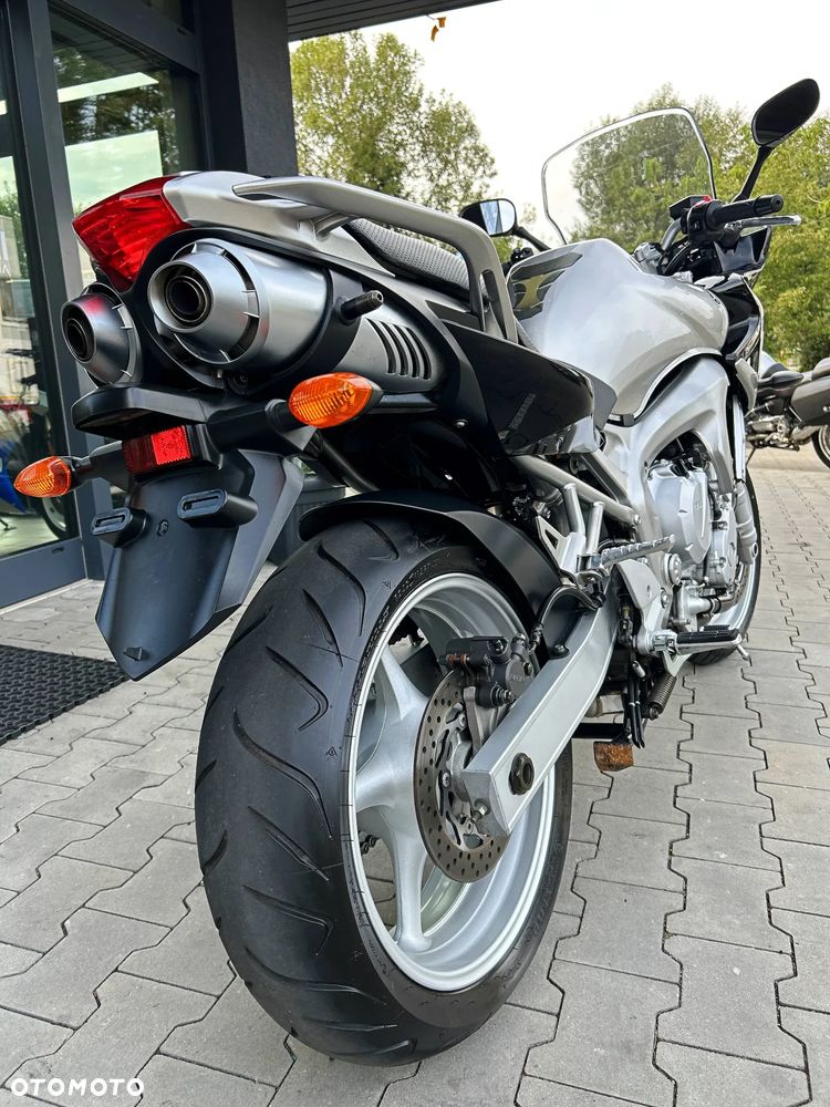 Yamaha FZ6 - 11