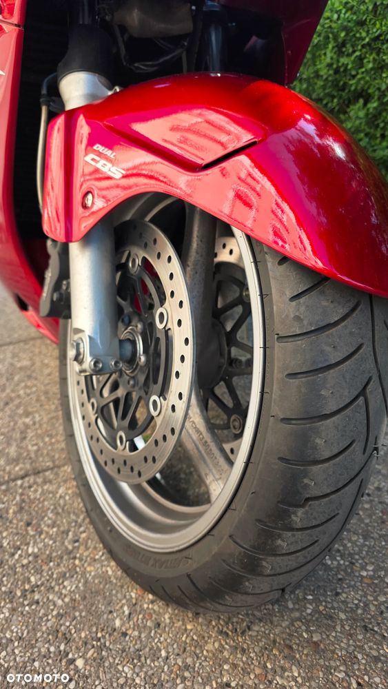 Honda CBR - 8