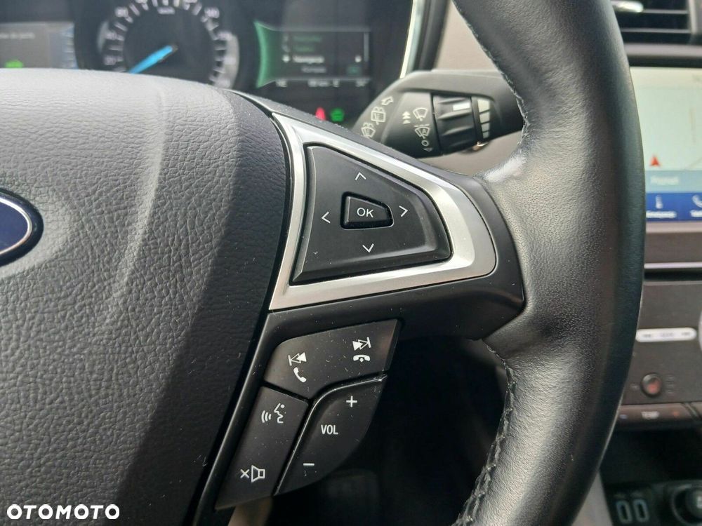 Ford Mondeo - 18