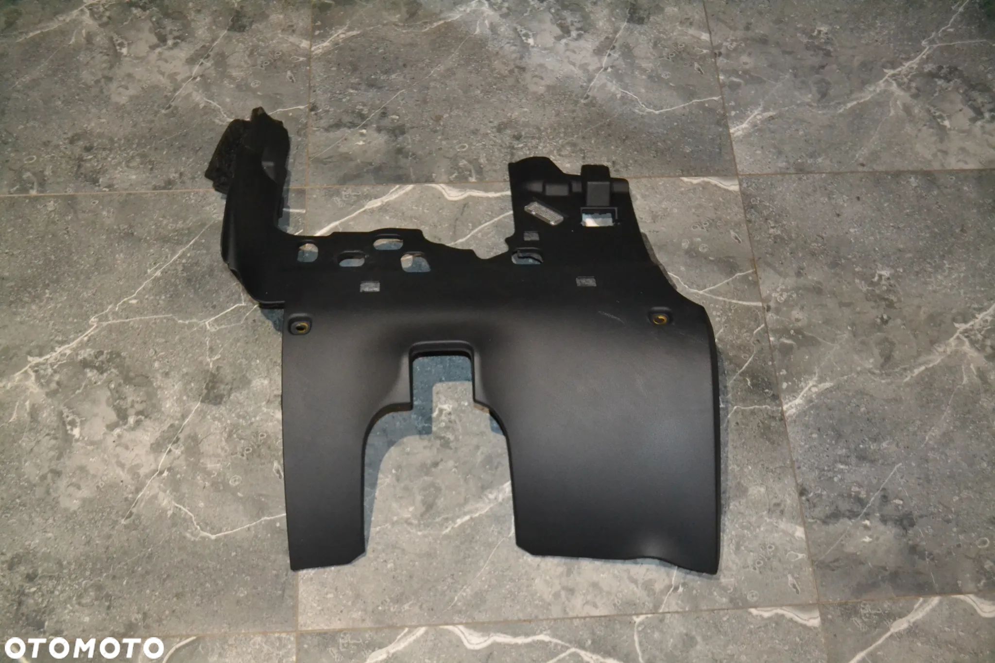 AUDI A4 B8 A5 PÓŁKA POD KIEROWNICĘ CZARNA SOUL EUROPA 8K1863075A - 1