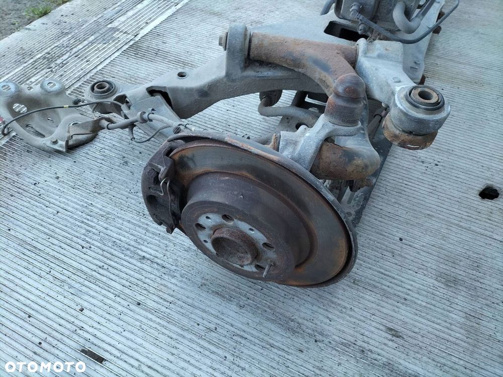 KOMPLETNE ZAWIESZENIE BELKA SANKI TYŁ VOLVO S60 I 09492948 - 4