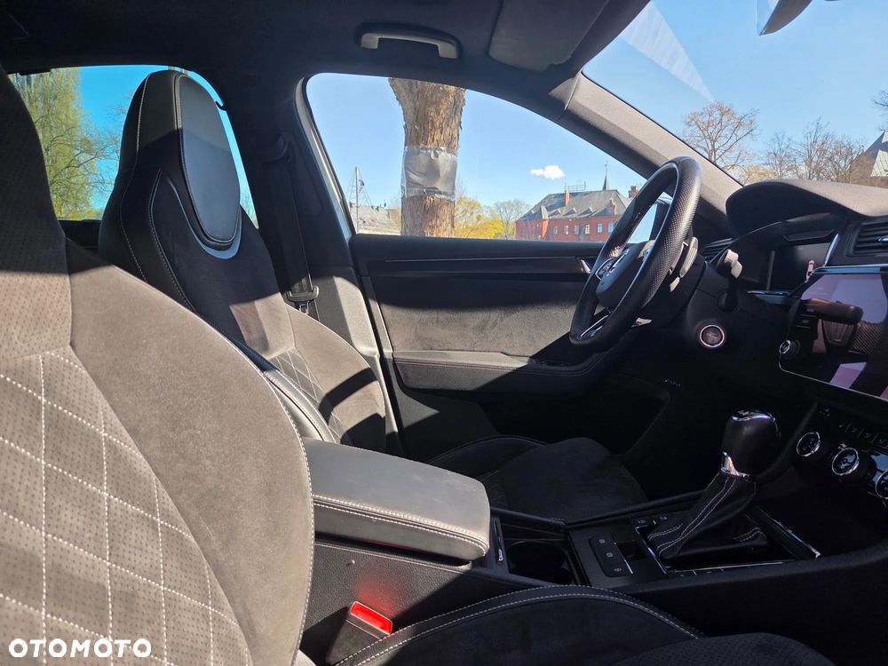 Skoda Superb 2.0 TSI 4x4 Sportline DSG - 14