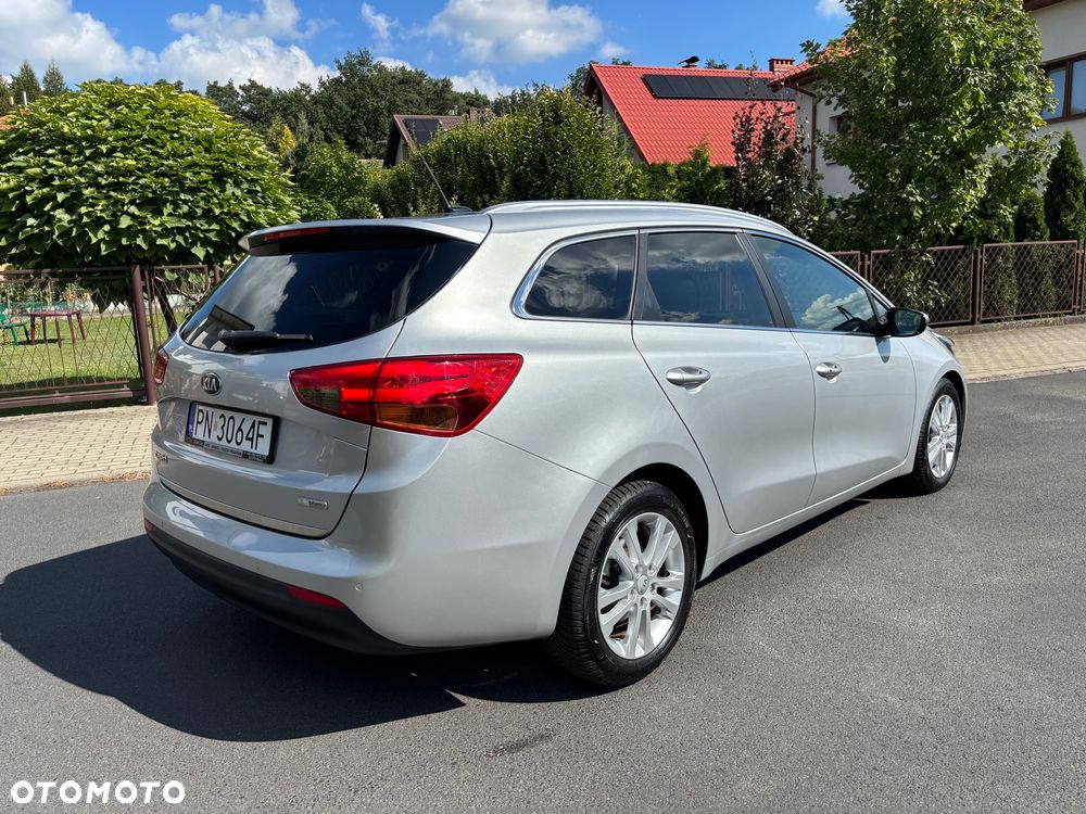 Kia Ceed 1.6 CRDi 128 Spirit - 27