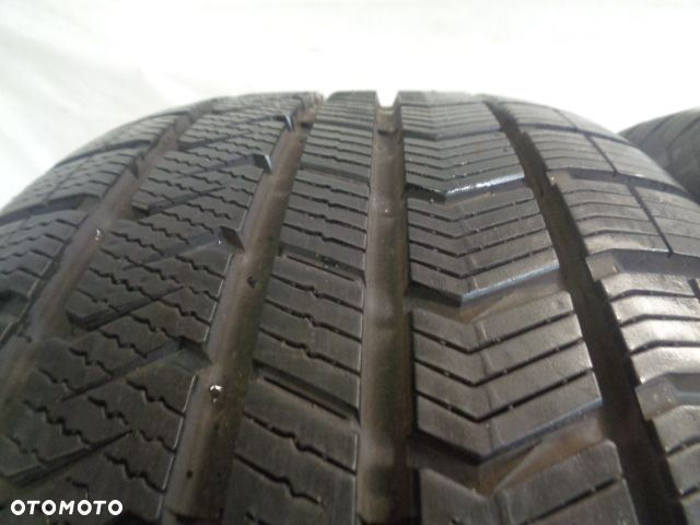 2X Vredestein Quatrac 5 255/60R18 112V - 3