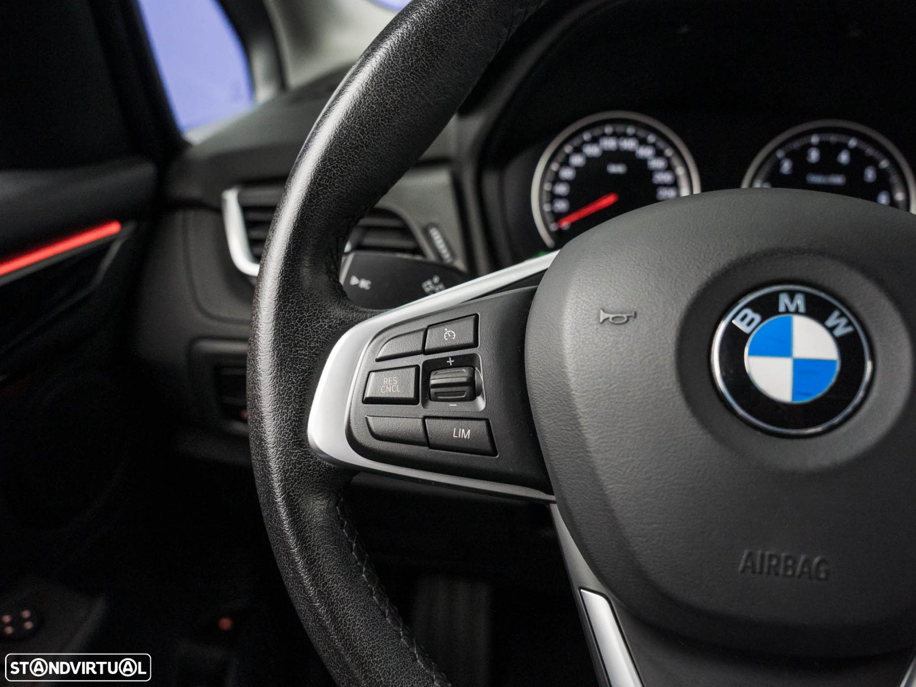BMW 225xe Active Tourer Line Sport - 24