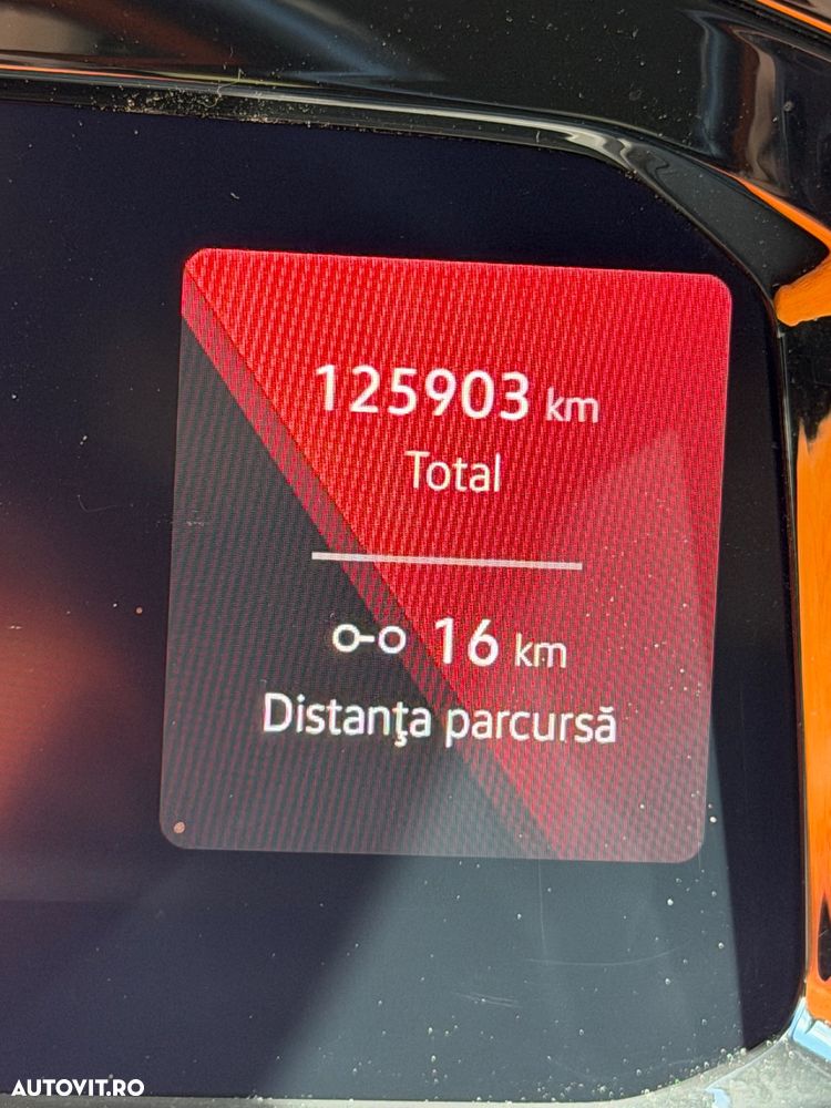 Volkswagen Golf 2.0 TDI SCR DSG Style - 14