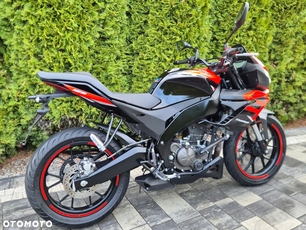 Aprilia Tuono - 3