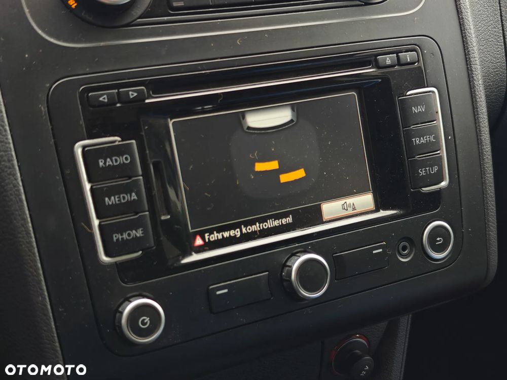 Volkswagen Touran 1.6 TDI DPF Highline - 13