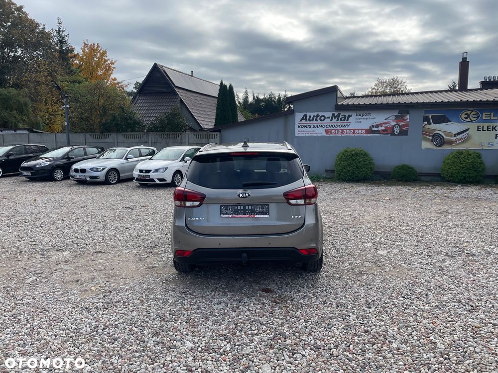 Kia Carens 1.7 CRDi 141 Dream Team Edition - 6