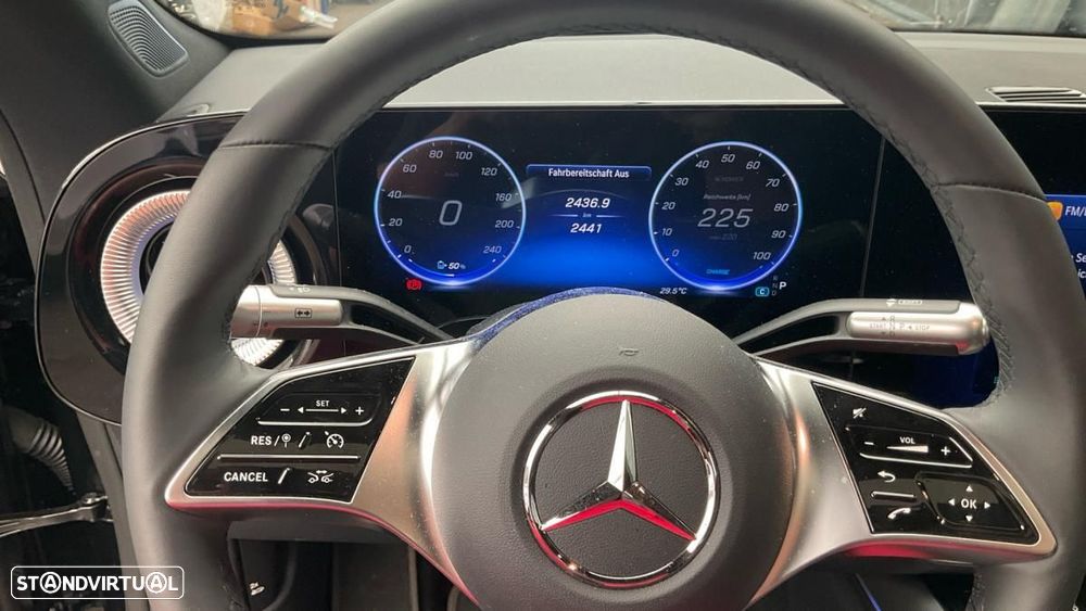 Mercedes-Benz CLA 200 EQ - 3