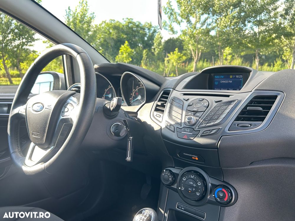 Ford Fiesta - 14