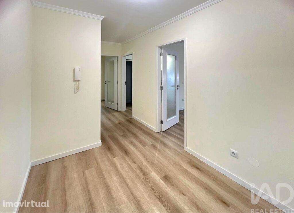 Apartamento T2 em Rio Tinto de 80 m2 - Grande imagem: 2/21