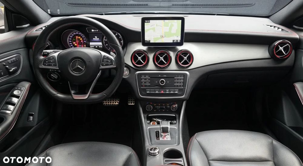 Mercedes-Benz CLA AMG 45 4-Matic - 8