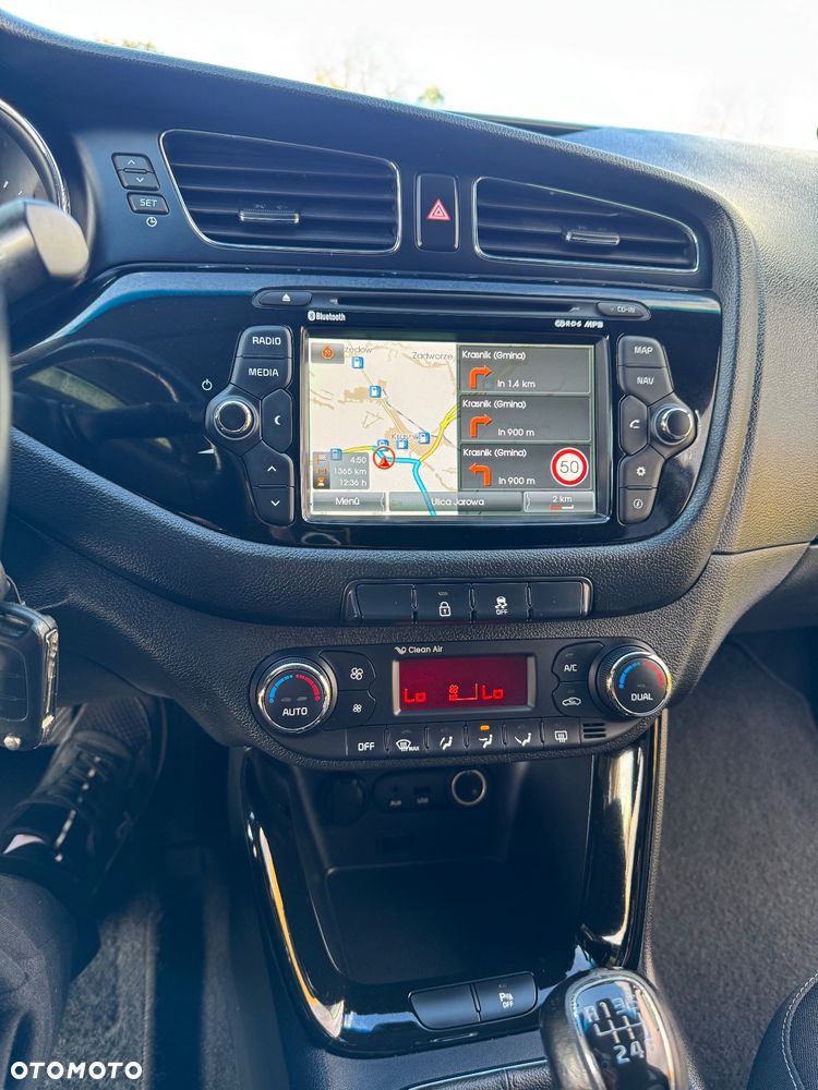 Kia Ceed 1.6 GDI Platinum Edition - 32