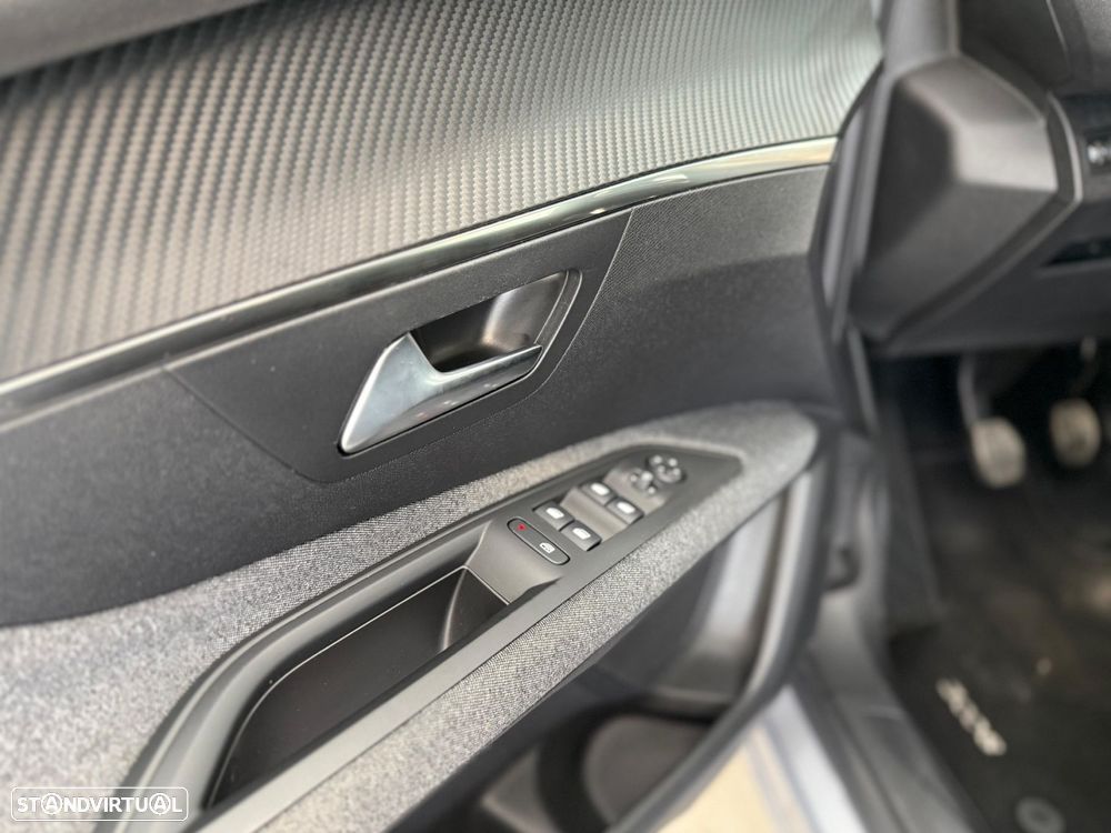 Peugeot 3008 1.5 BlueHDi Allure - 20
