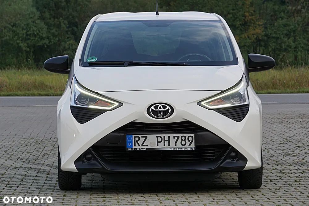 Toyota Aygo x-cite - 15