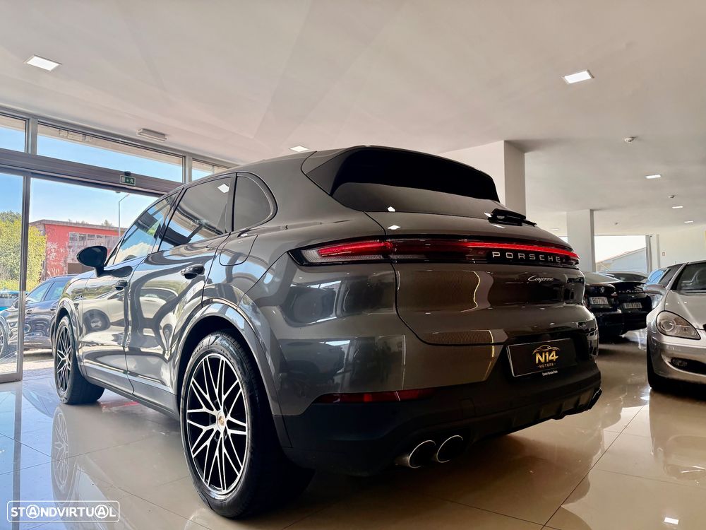 Porsche Cayenne - 10