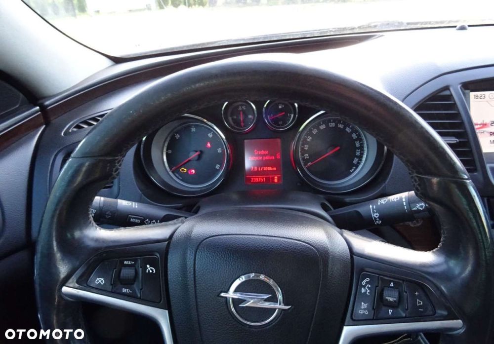 Opel Insignia - 9