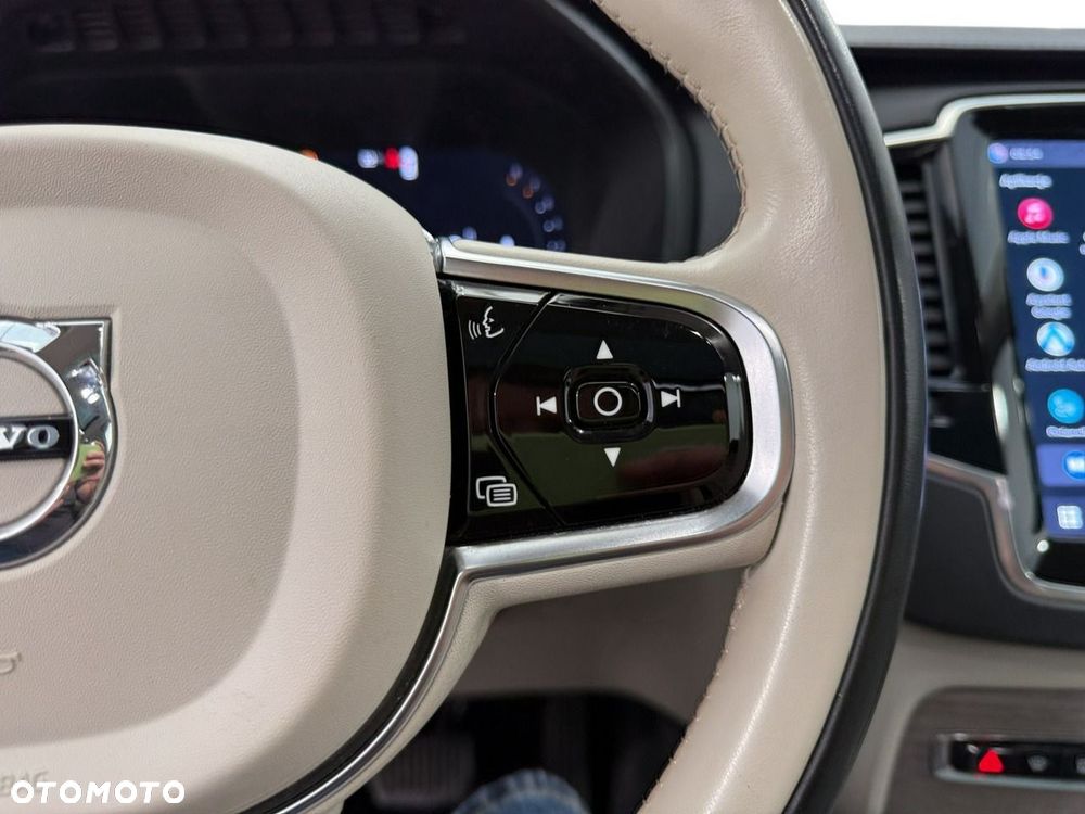 Volvo XC 90 - 27