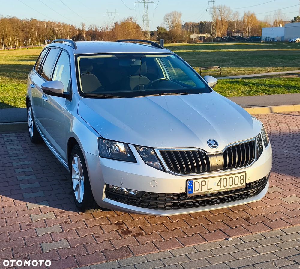 Skoda Octavia 1.6 TDI Ambition - 5