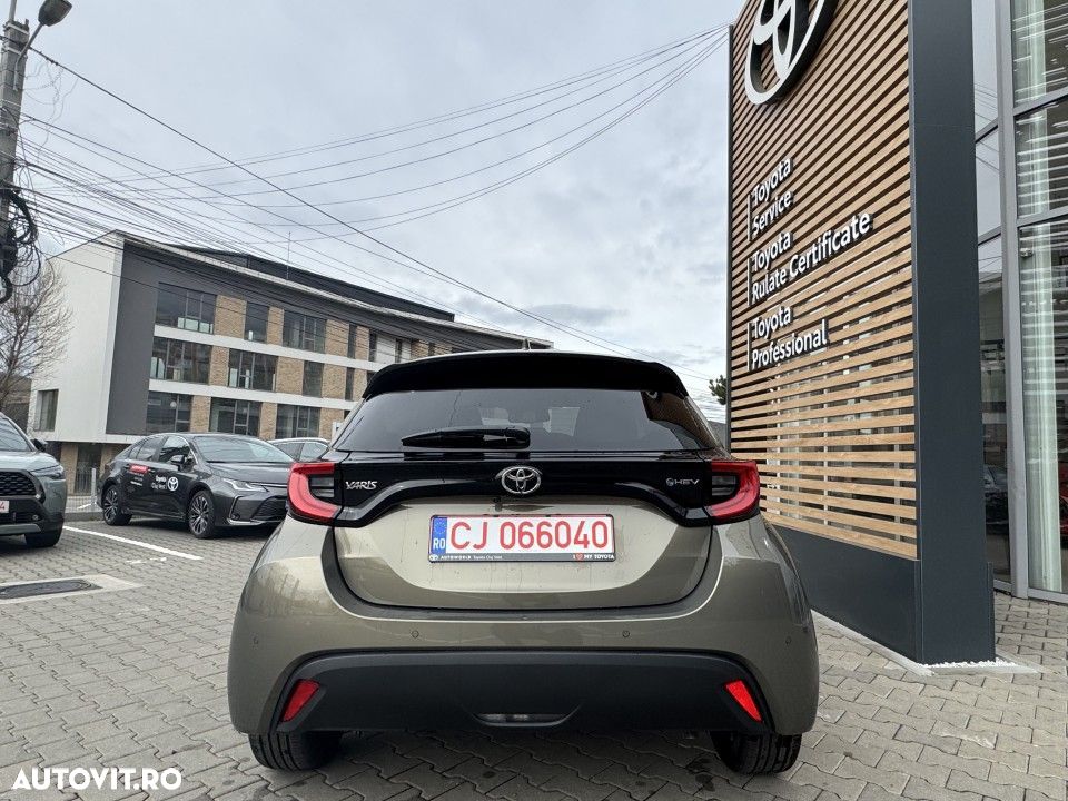 Toyota Yaris - 3