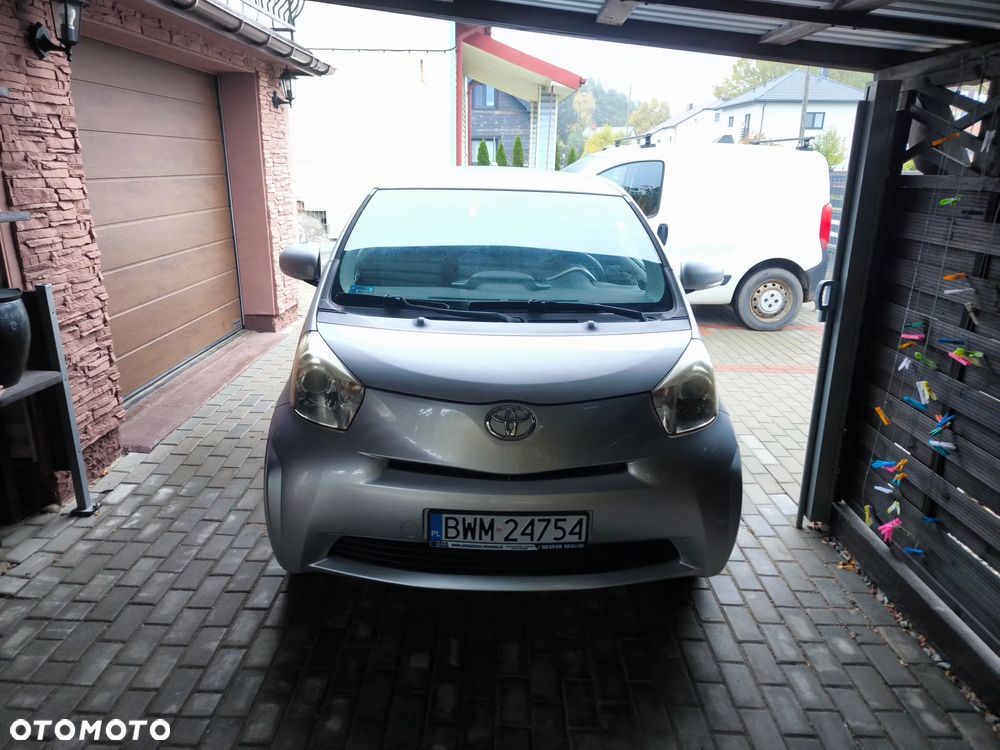 Toyota Iq