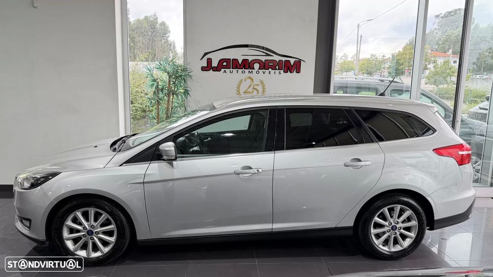 Ford Focus SW 1.0 EcoBoost Titanium - 3