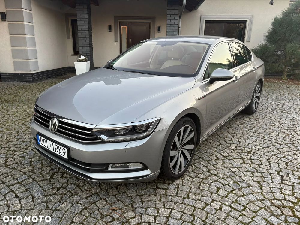 Volkswagen Passat 2.0 TDI Bi-Turbo BMT 4Mot Highline DSG - 9