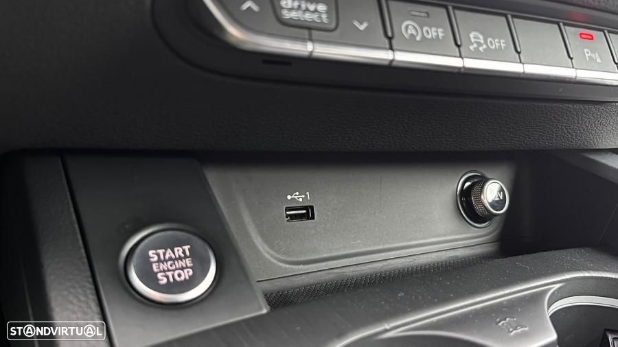 Audi A5 Cabrio 2.0 TFSI S tronic - 28